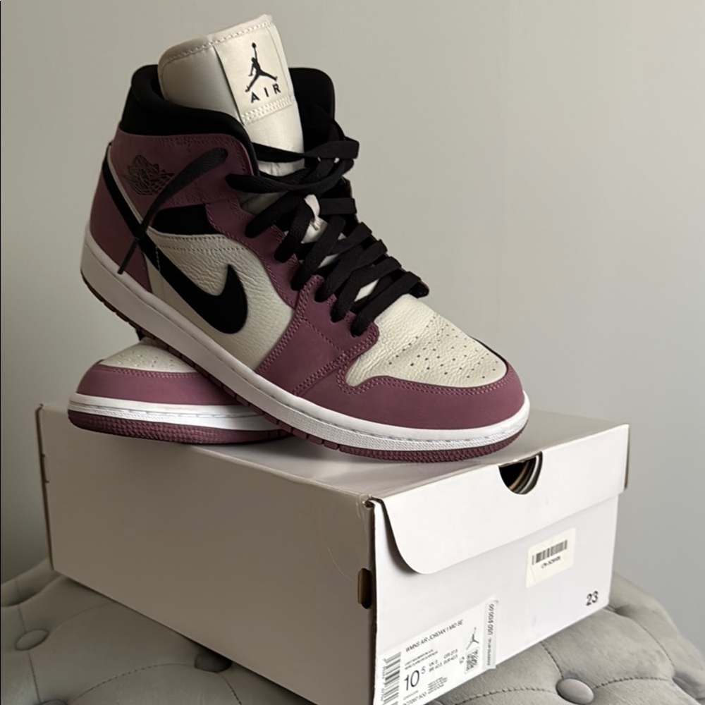 Air Jordan 1 Mid - Women's Sneakers in Purple, Black and White